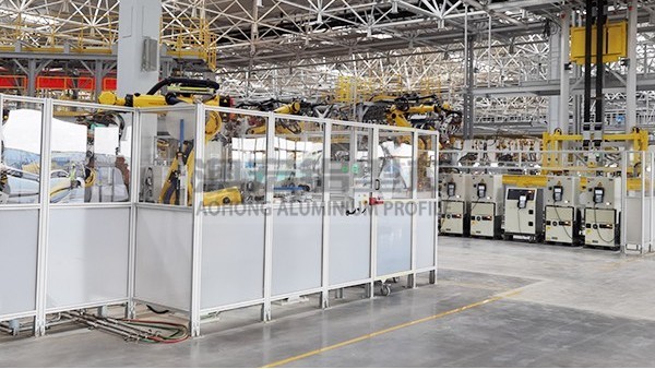 工业铝型材围栏常见类型及应用场景解析