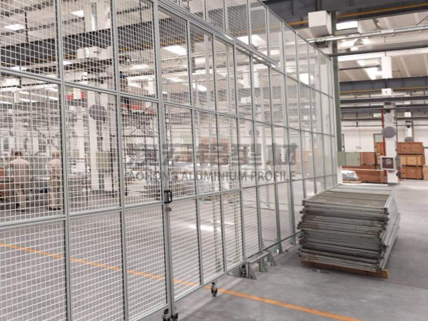 锁定型安全门铝型材